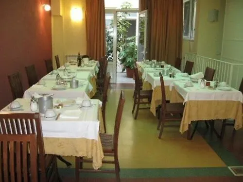 Benvenuti Ξενοδοχείο 2*