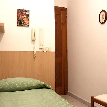 Benvenuti فندق